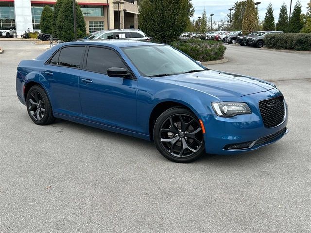 2023 Chrysler 300 Touring