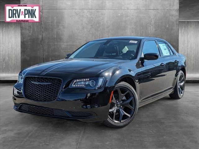 2023 Chrysler 300 Touring