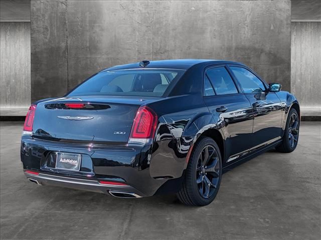 2023 Chrysler 300 Touring