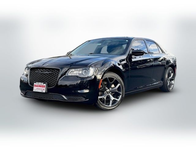 2023 Chrysler 300 Touring