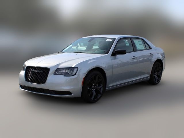 2023 Chrysler 300 Touring