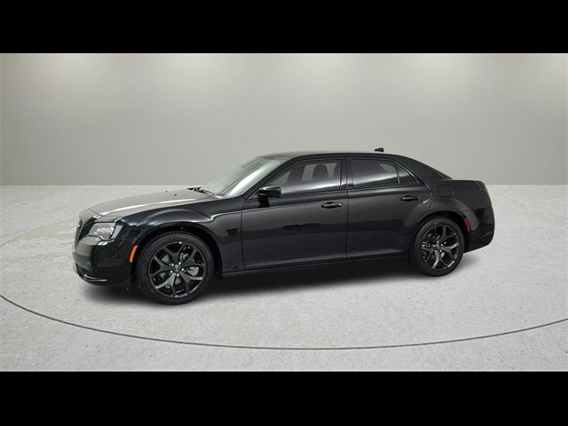 2023 Chrysler 300 Touring