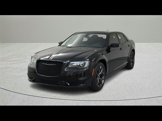 2023 Chrysler 300 Touring