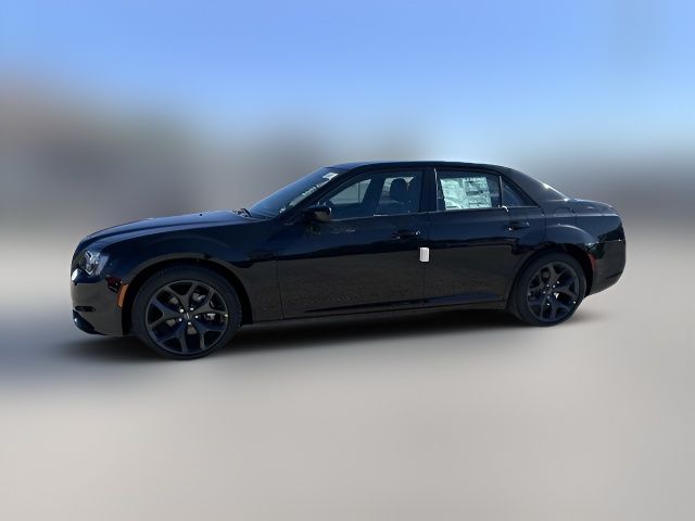 2023 Chrysler 300 Touring