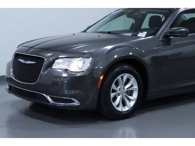 2023 Chrysler 300 Touring