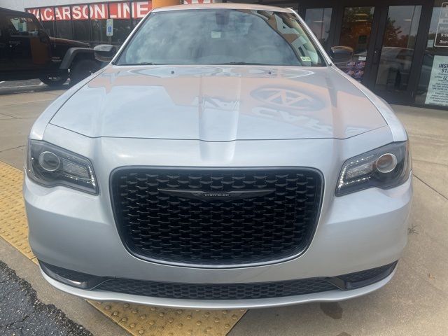 2023 Chrysler 300 Touring