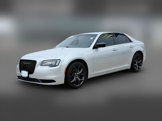 2023 Chrysler 300 Touring