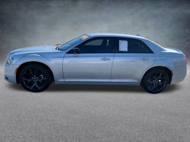 2023 Chrysler 300 Touring