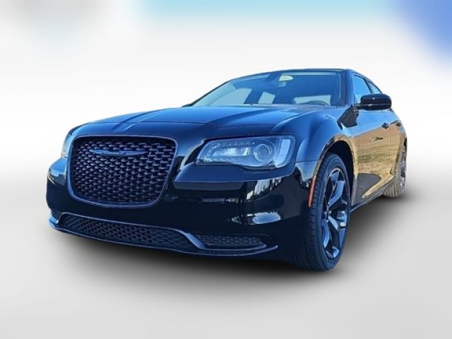 2023 Chrysler 300 Touring