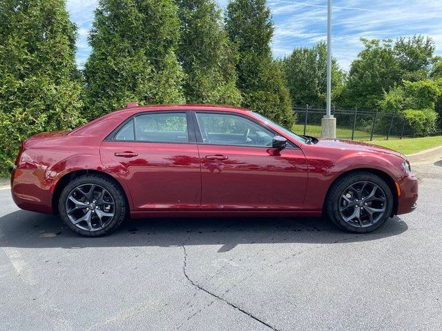 2023 Chrysler 300 Touring