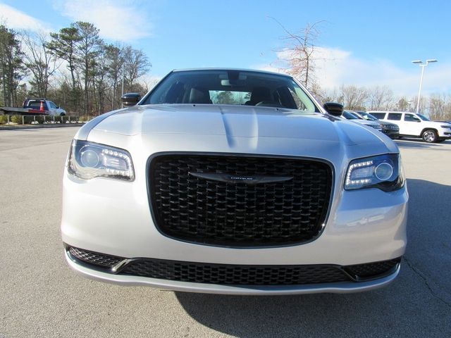 2023 Chrysler 300 Touring