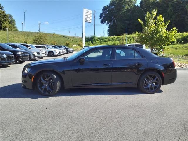 2023 Chrysler 300 Touring