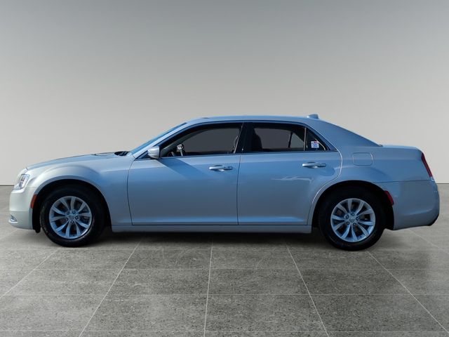 2023 Chrysler 300 Touring