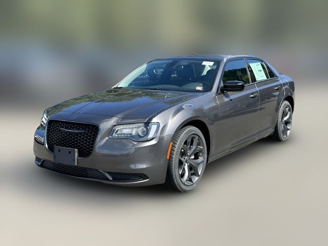 2023 Chrysler 300 Touring