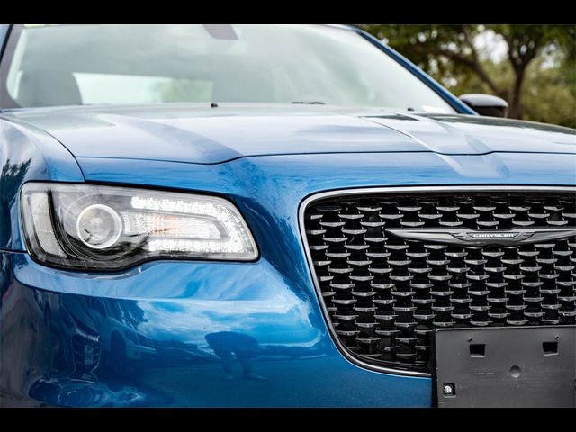 2023 Chrysler 300 Touring