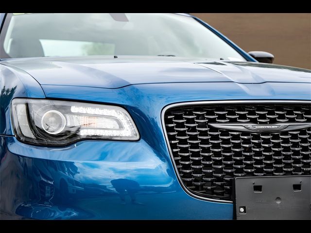 2023 Chrysler 300 Touring