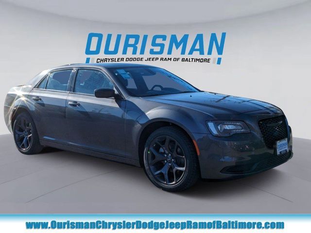 2023 Chrysler 300 Touring