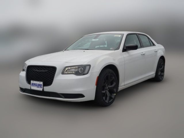 2023 Chrysler 300 Touring