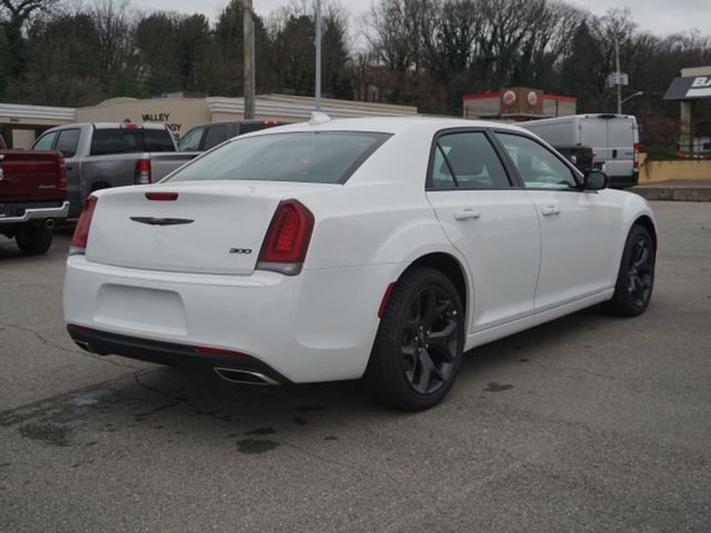 2023 Chrysler 300 Touring