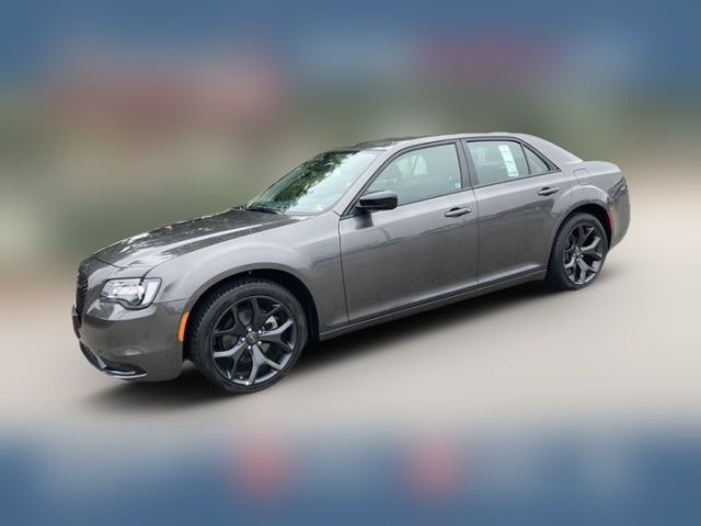 2023 Chrysler 300 Touring