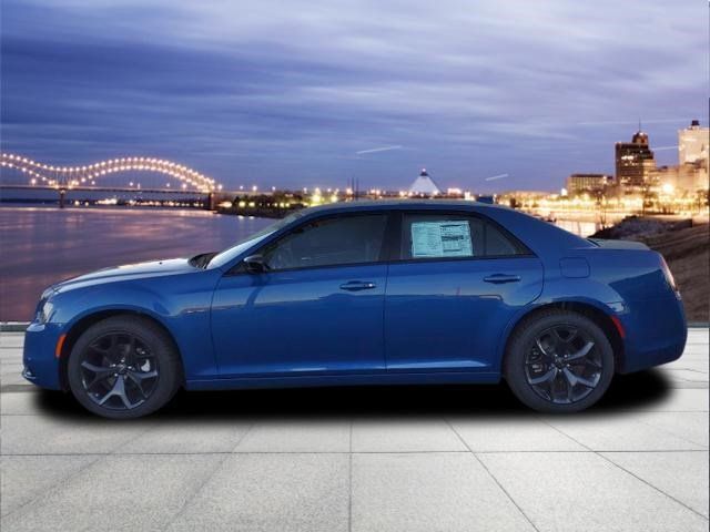 2023 Chrysler 300 Touring