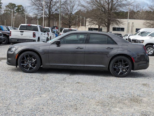 2023 Chrysler 300 Touring