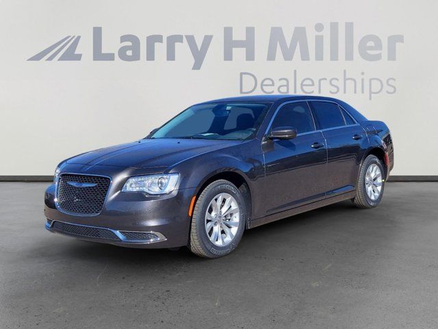 2023 Chrysler 300 Touring