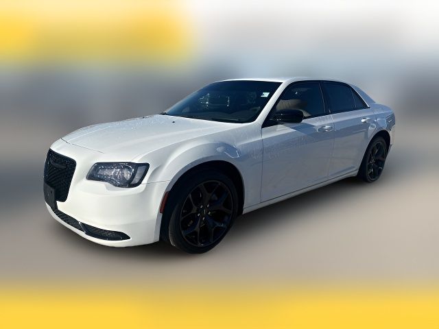 2023 Chrysler 300 Touring