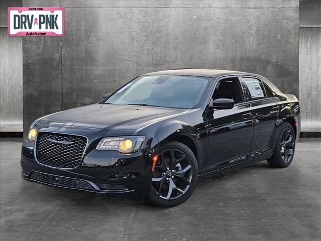 2023 Chrysler 300 Touring