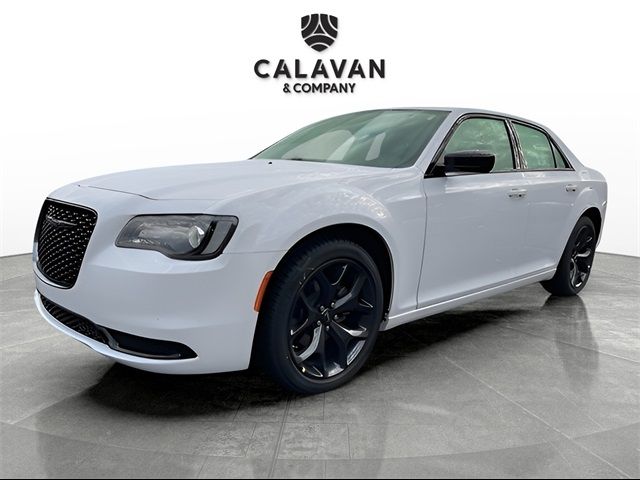 2023 Chrysler 300 Touring