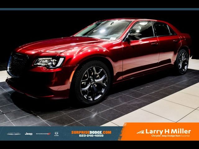 2023 Chrysler 300 Touring