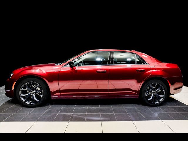 2023 Chrysler 300 Touring