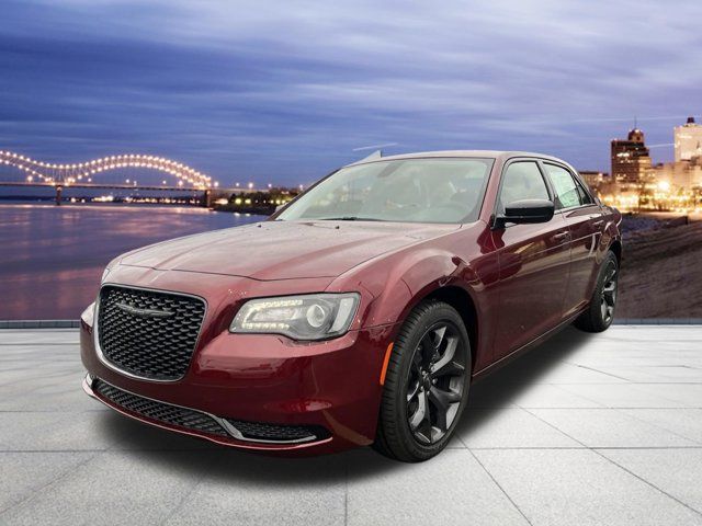 2023 Chrysler 300 Touring