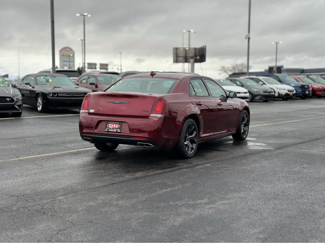 2023 Chrysler 300 Touring