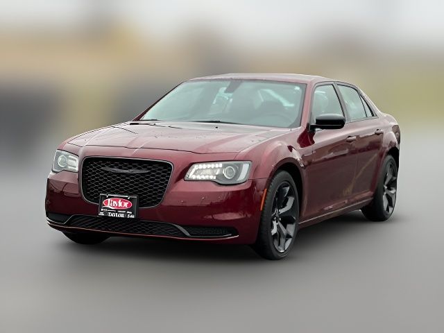 2023 Chrysler 300 Touring