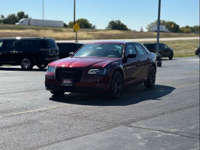 2023 Chrysler 300 Touring