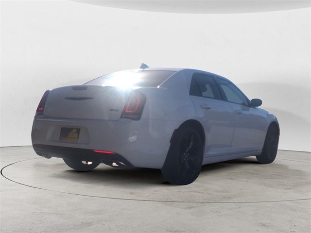 2023 Chrysler 300 Touring