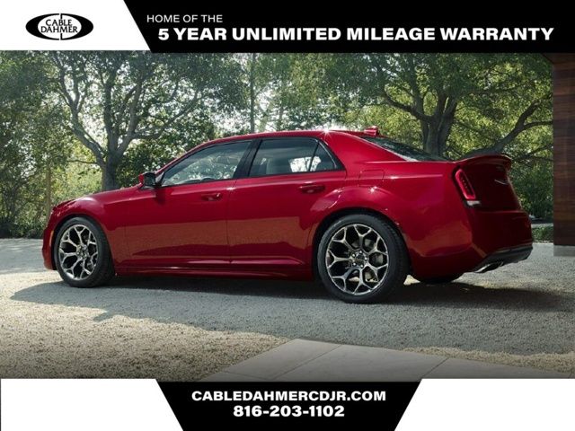 2023 Chrysler 300 Touring