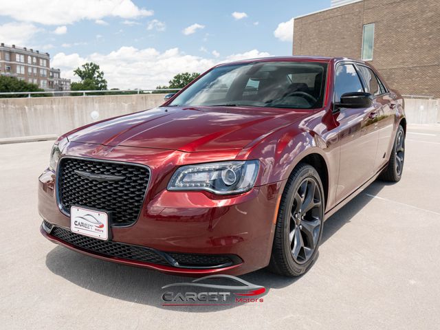 2023 Chrysler 300 Touring