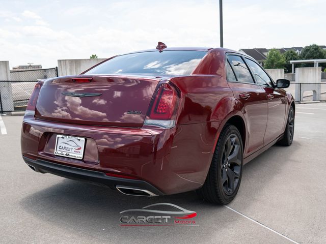 2023 Chrysler 300 Touring