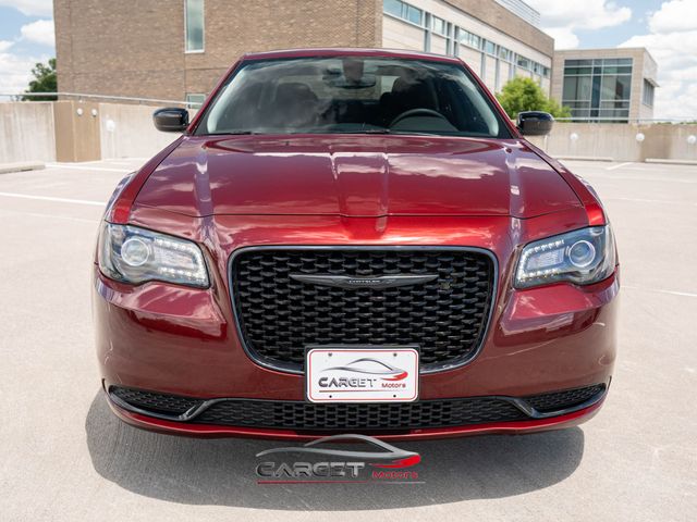 2023 Chrysler 300 Touring