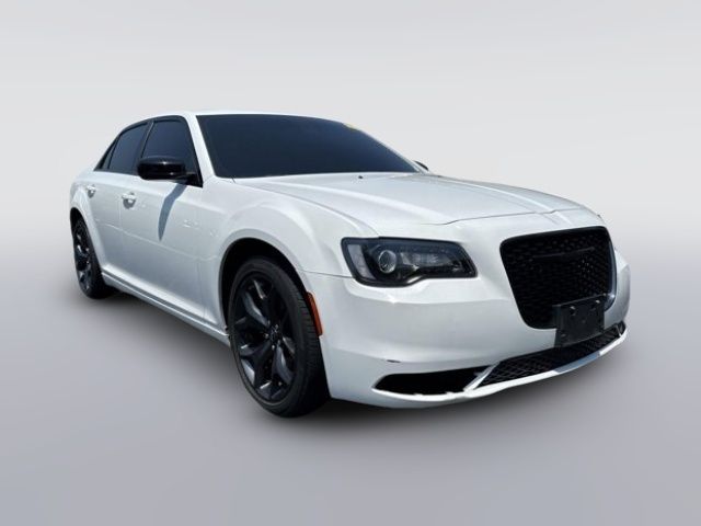 2023 Chrysler 300 Touring