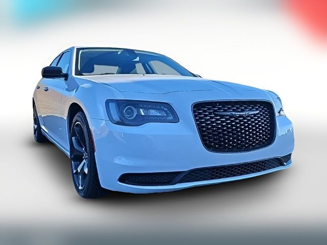 2023 Chrysler 300 Touring