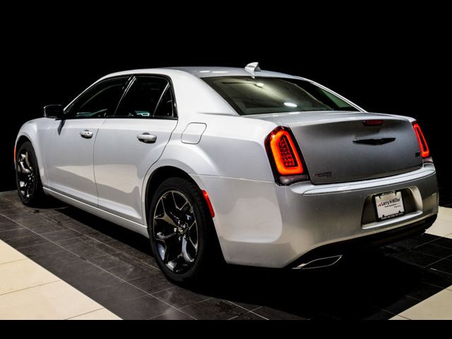 2023 Chrysler 300 Touring