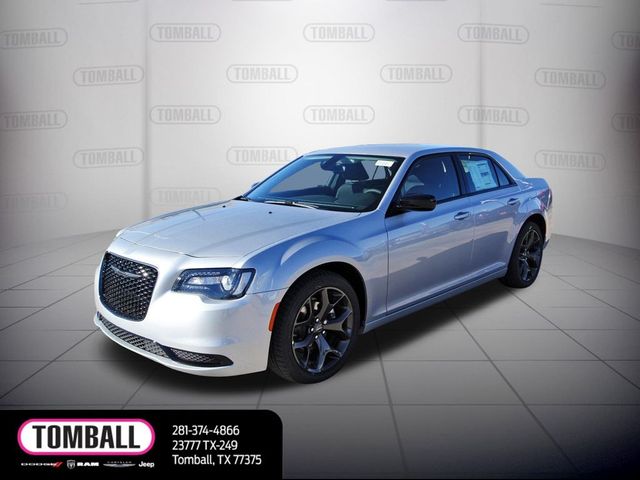 2023 Chrysler 300 Touring