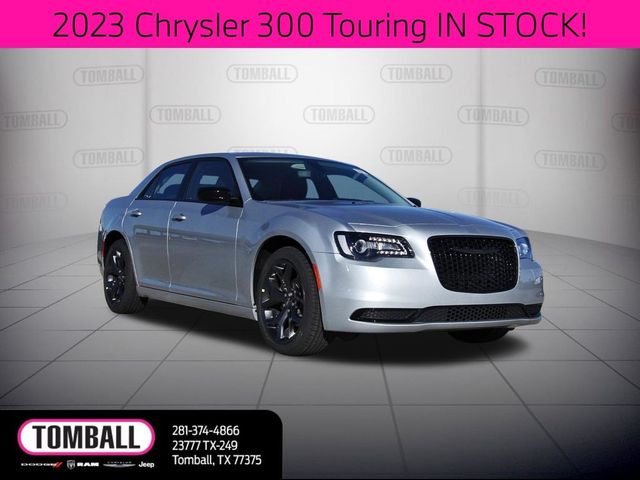 2023 Chrysler 300 Touring