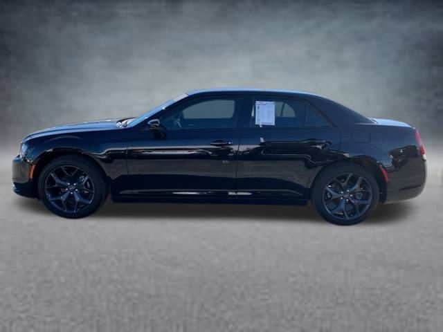 2023 Chrysler 300 Touring