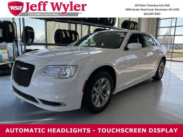 2023 Chrysler 300 Touring