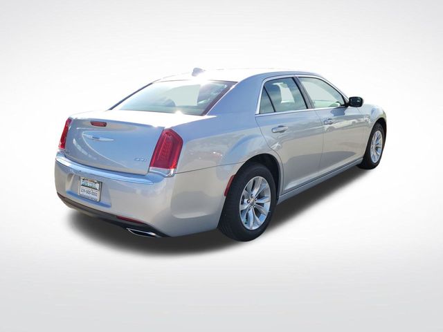 2023 Chrysler 300 Touring