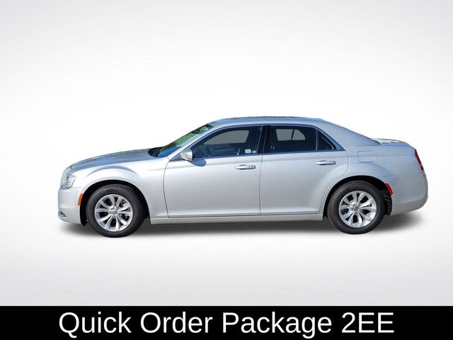 2023 Chrysler 300 Touring